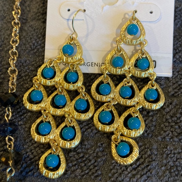 Charter Club Set - Picture 2 of 4